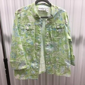 North Style Button Up Lightweight Jacket